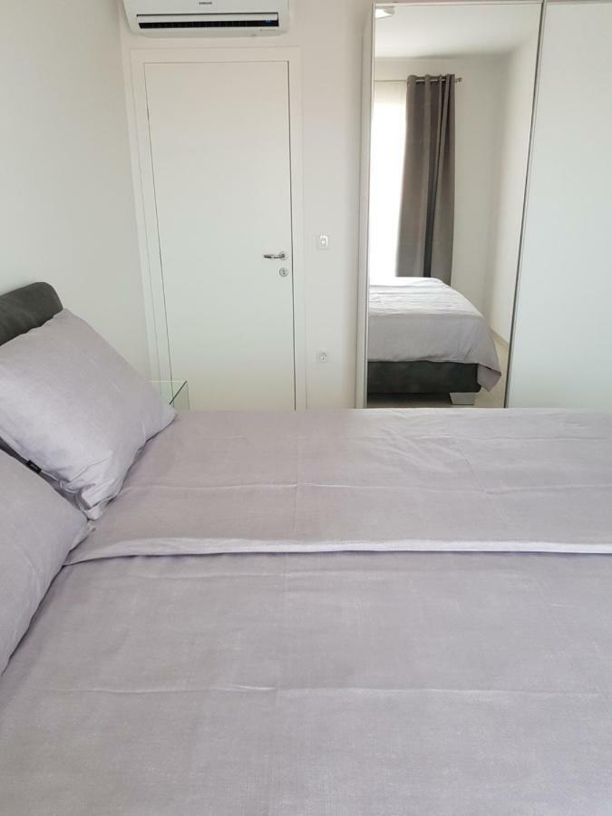 Apartmani Marella Donji Seget Exterior foto